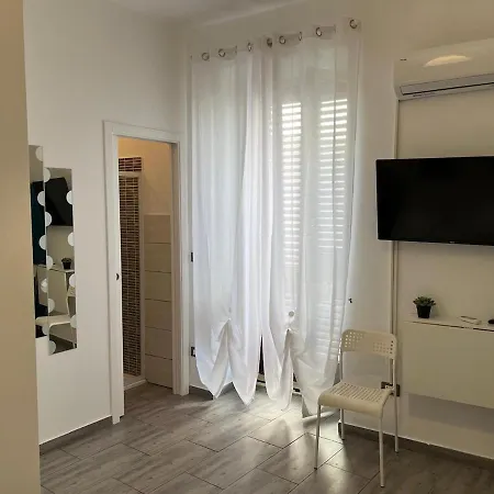 شقة House Victoria Per 8 Persone A نوتو